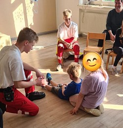 Firemedics - Erste Hilfe Projekt Projekttag